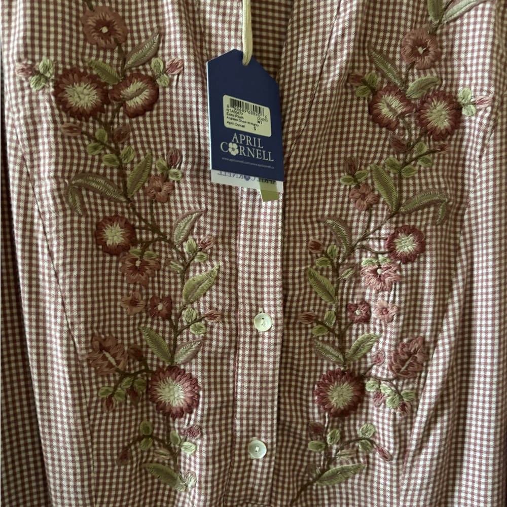 April Cornell Gingham Embroidered Nightgown Women’s 1, 2x. - Picture 2 of 7